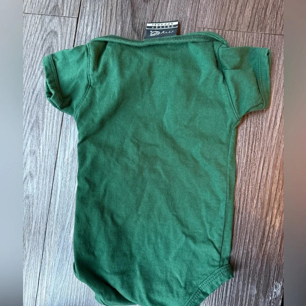 Green‎ Minnesota Wild Baby Onesie future champs